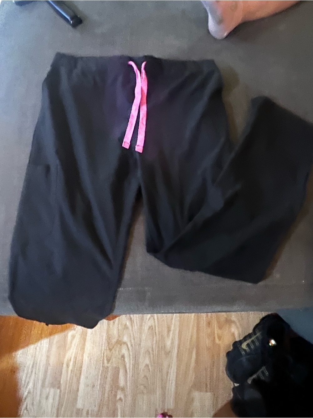 Women's Black scrub Pants with Pink Drawstring